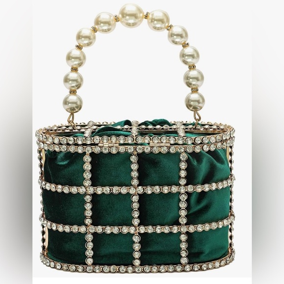 Elegant Pearl-Embellished Green Handbag 💚💚 - Picture 9 of 15